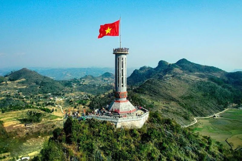 Chính phủ Việt Nam liên tục thay đổi ưu đãi về thuế suất, tối giản thủ tục,...