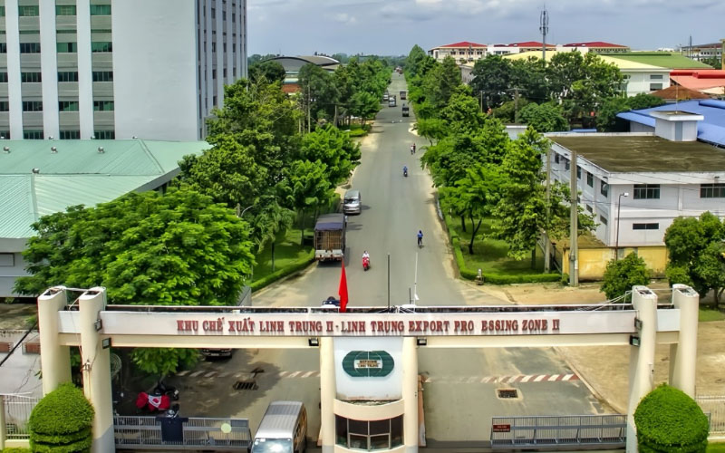 Cổng vào KCX Linh Trung 2