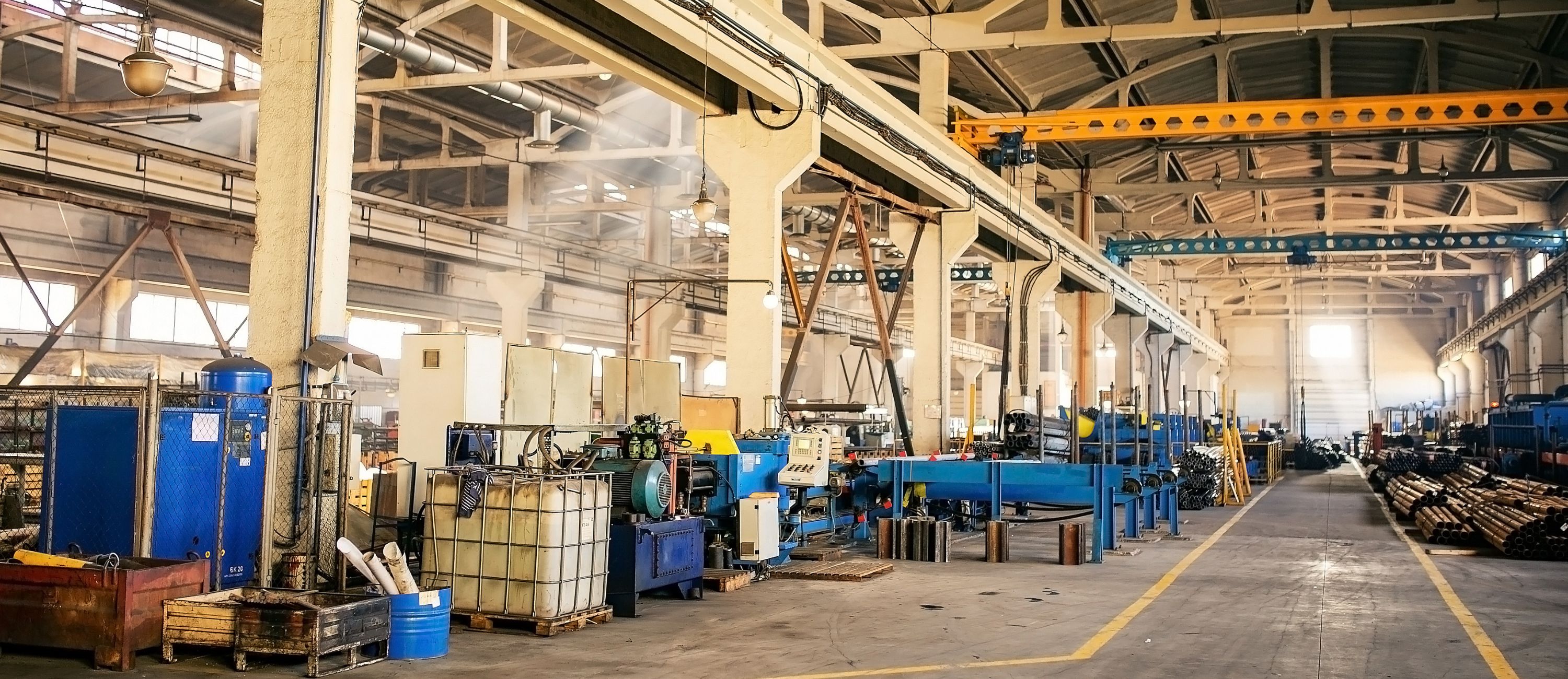https://ktgindustrial.com/wp-content/uploads/2025/04/quy-trinh-thi-cong-nha-xuong.jpg