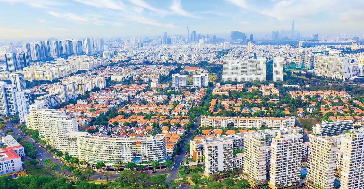 https://ktgindustrial.com/wp-content/uploads/2024/10/viet-nam-growth.jpg
