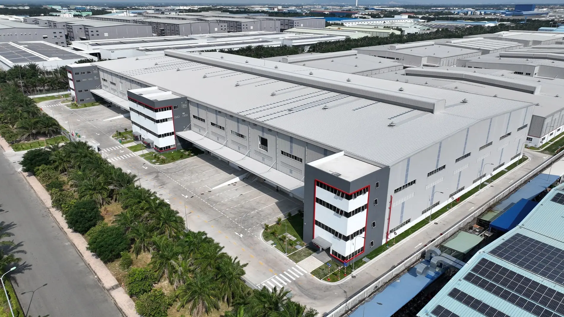 https://ktgindustrial.com/wp-content/uploads/2025/01/工業用不動産とは？概要について.webp